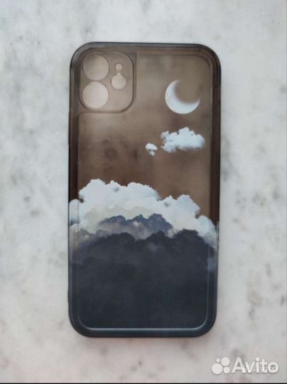 Чехлы на iPhone 11 и iPhone 12