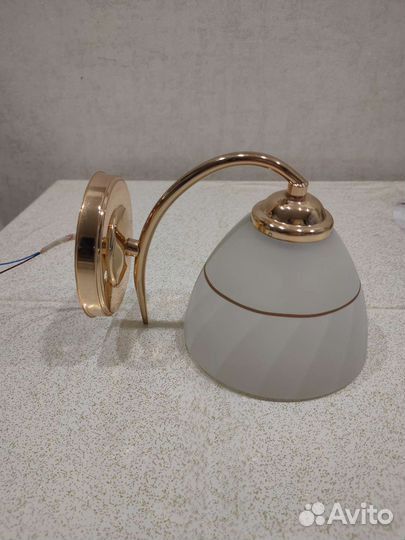 Светильник настенный бу