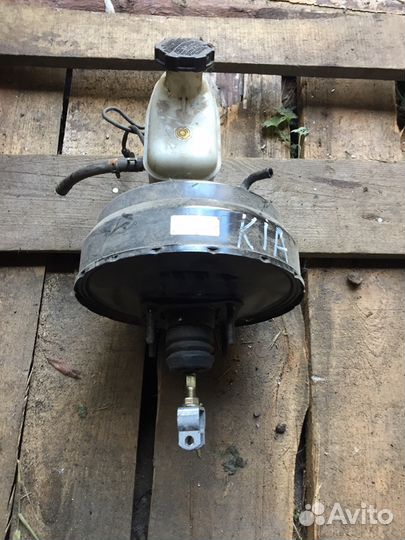 Вакуум тормозной в сборе Kia Carhival 2005г