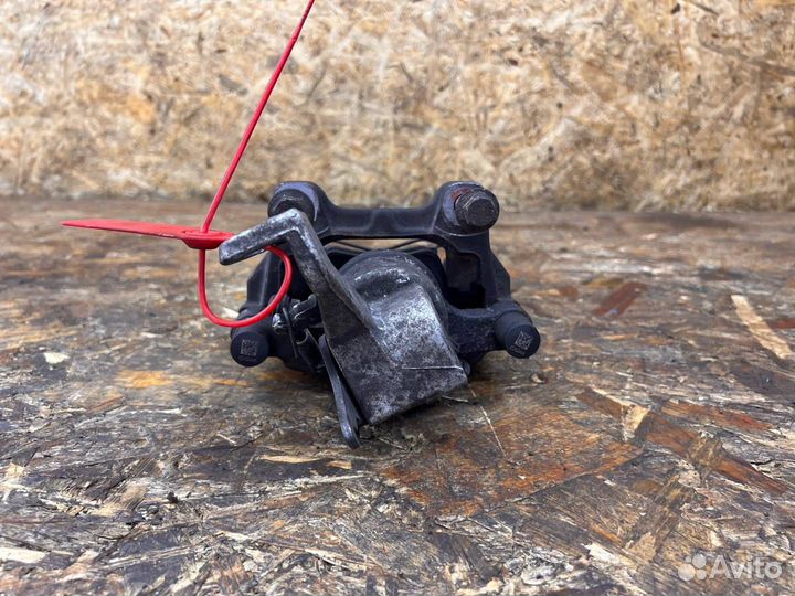 Суппорт тормозной зад. прав. Jaguar XF XK XJ 09-19