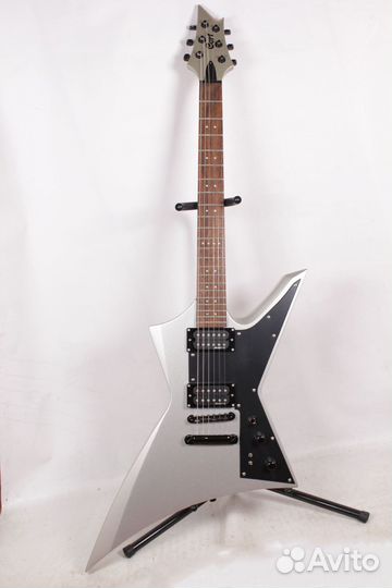 Cort VX-2X Explorer EMG Электрогитара