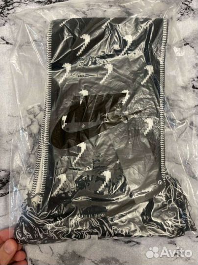 Шарф Nike swoosh