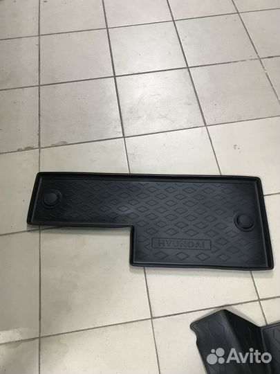 Ковры салона Hyundai Staria 8 мест. Оригинал