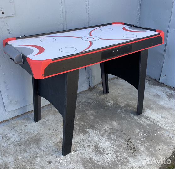 Игровой стол