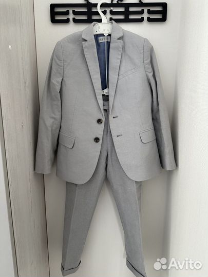 Костюм праздничный на мальчика 128