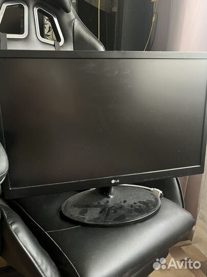 Монитор LG Full HD 1920x1080