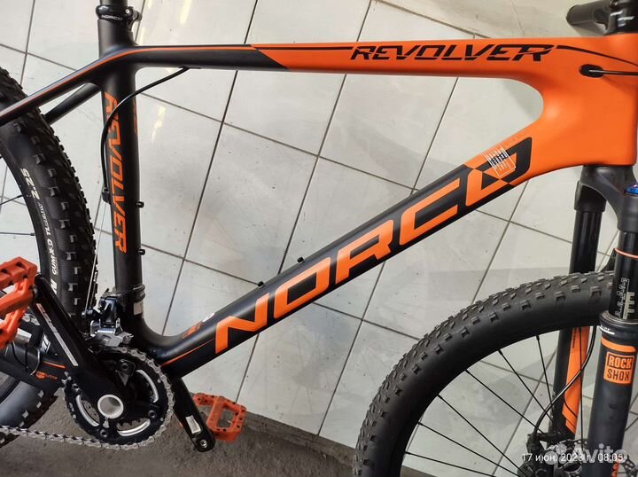 Карбоновый Norco Revolver 7.2, 27.5/L,Hope Pro 4