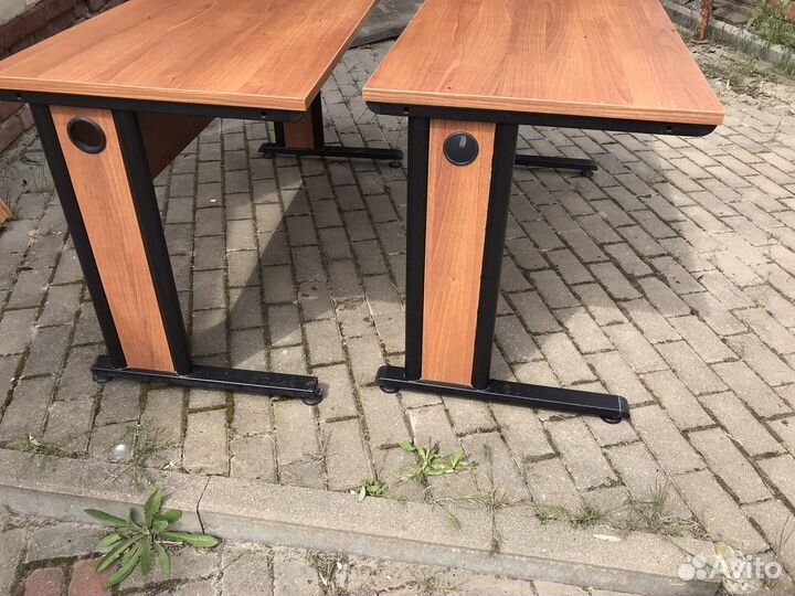 Стол офисный