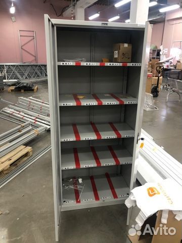 Металлические шкафчики б/у