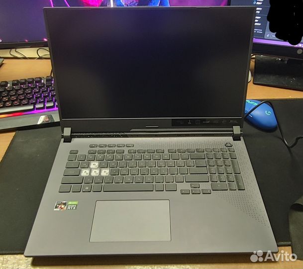 Asus ROG strix G17 G713RM-KH092W