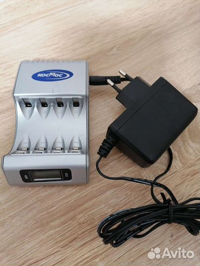 Зарядное устройство для акб аа и ааа