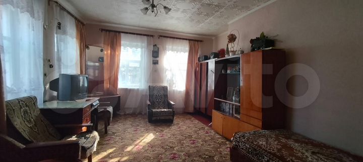 Дом 57 м² на участке 5 сот.