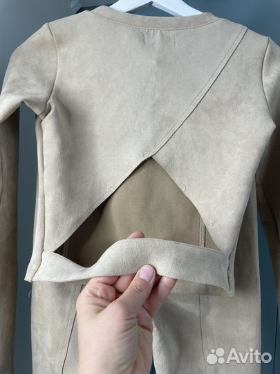 Костюм женский замшевый xs бежевый