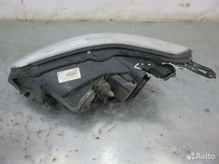 Фара правая Citroen C5 2004-2008