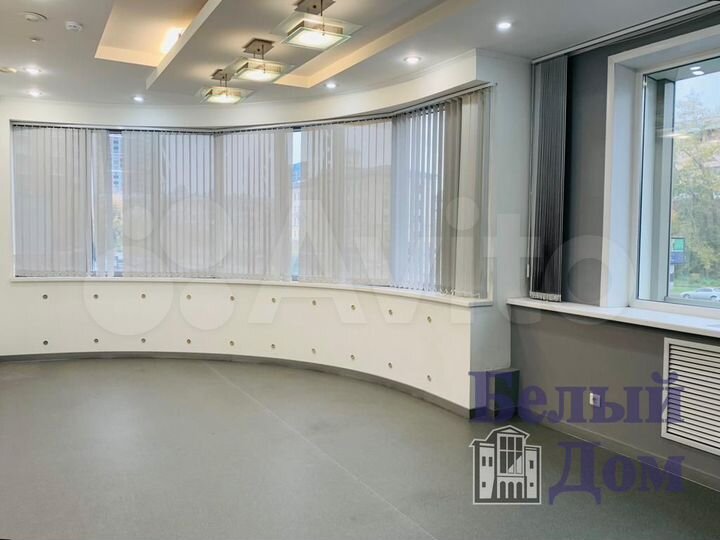 Сдам офисное помещение, 342 м²