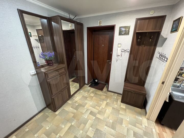 2-к. квартира, 52 м², 2/5 эт.