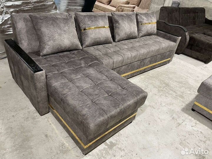 Угол Крокодил