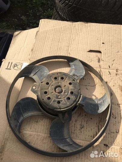 Форд Фокус-1 (Американец) Вентиляторы на охлаждени