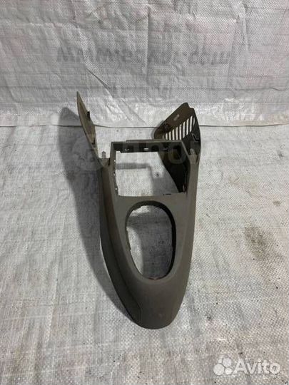 Консоль Renault Symbol K7JA700 2005