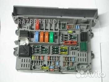 Блок предохранителей 61146906621