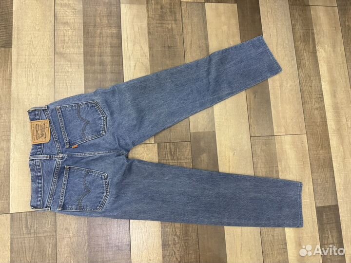 Джинсы женские levis