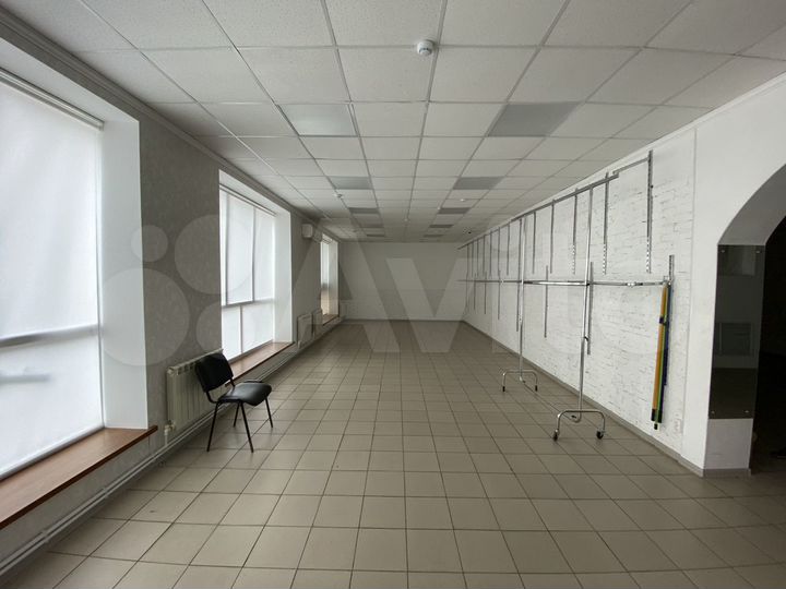 Свободного назначения, 200 м²