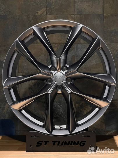 Новые литые рaзношиpокие диски R22 5x112 для BMW