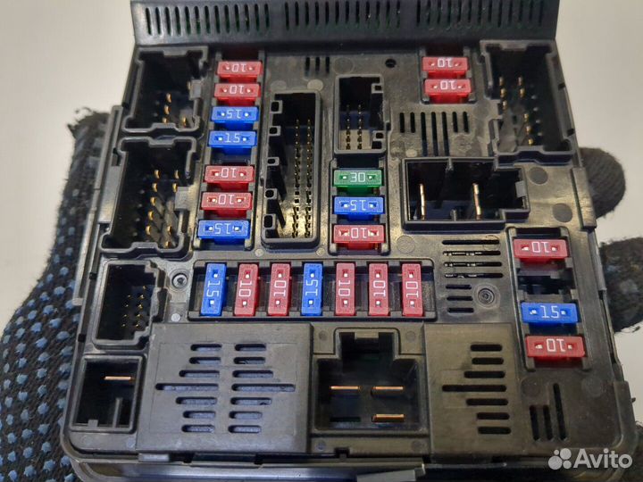 Блок предохранителей Nissan Murano 2014, 2015