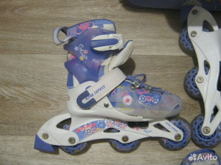 Комплект роликовые коньки, защита и шлем детское