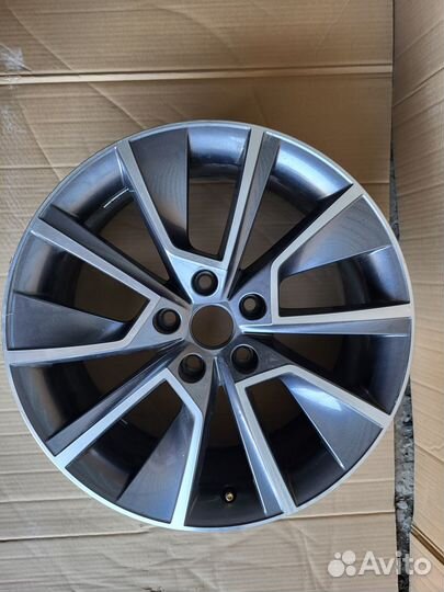 Диск литой Skoda Octavia R 17