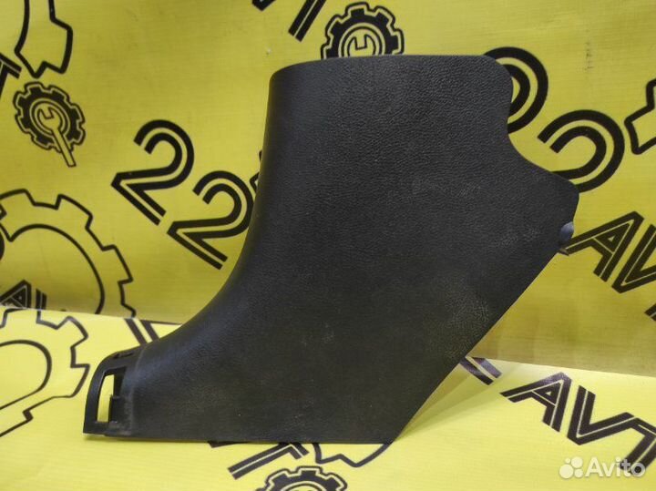 Накладка передней стойки нижняя левая Hyundai