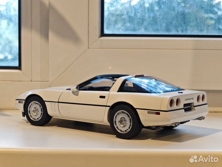 1:18 Chevrolet Corvette c4 Autoart