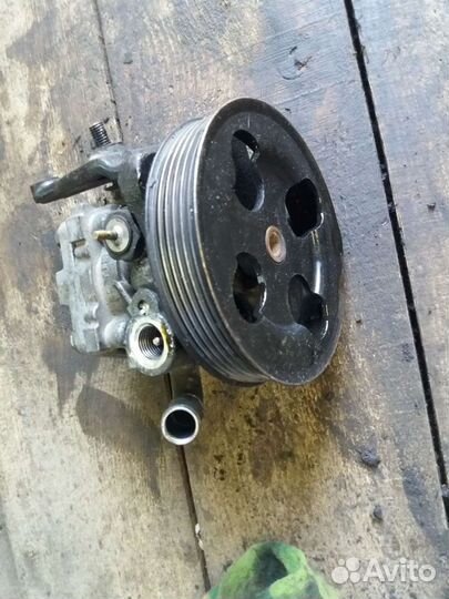 Насос гидроусилителя J24B