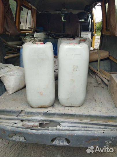 Канистры пластиковые бу 30л