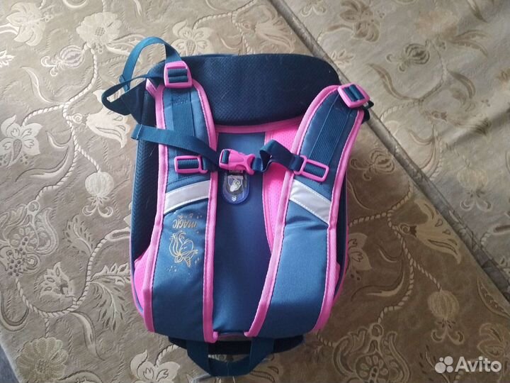 Рюкзак школьный для девочки новый