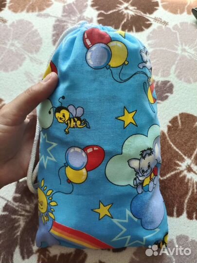 Защитный бортик в поезд