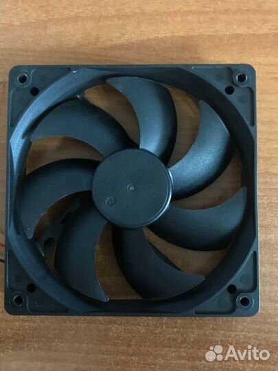 Вентилятор для пк 120х120