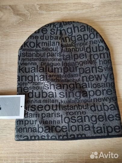 Шапка новая