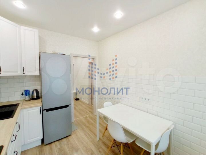 2-к. квартира, 53 м², 2/9 эт.