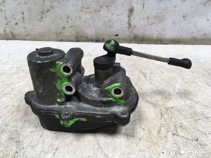 Механизм изменения длины впускного коллектора