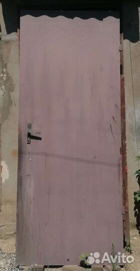 Дверь входная металлическая