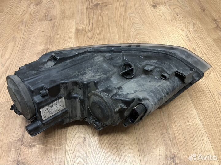 Фара для VW Polo V правая