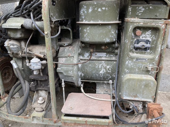 Военный генератор