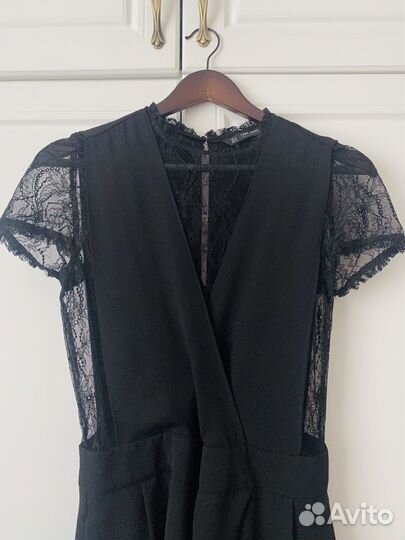 Комбинезон женский нарядный 44