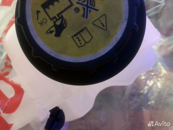 Расширительный бачок для Range Rover 3