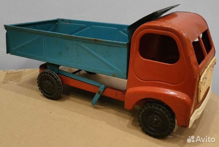 Машинки игрушки СССР