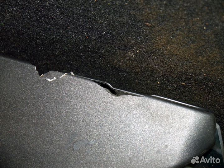 Крышка багажника Вольво C30