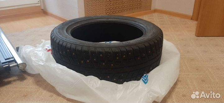 Kumho I'Zen KW22 215/55 R17 98