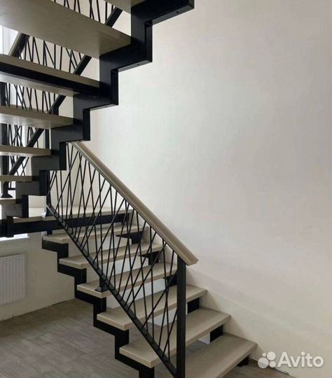 Лестница. Металлокаркас лестницы
