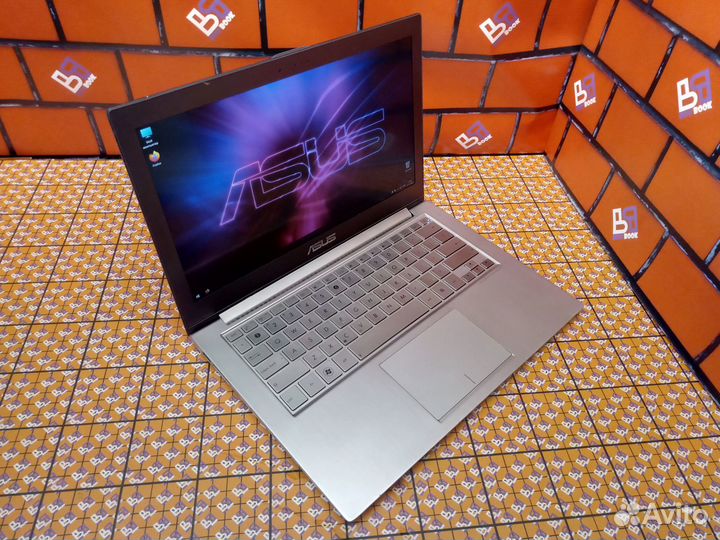 Ультрабук Asus i5-3gen/GF GT 620M/10 RAM/SSD+HDD